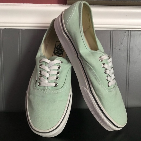 Vans Shoes - Authentic Vans